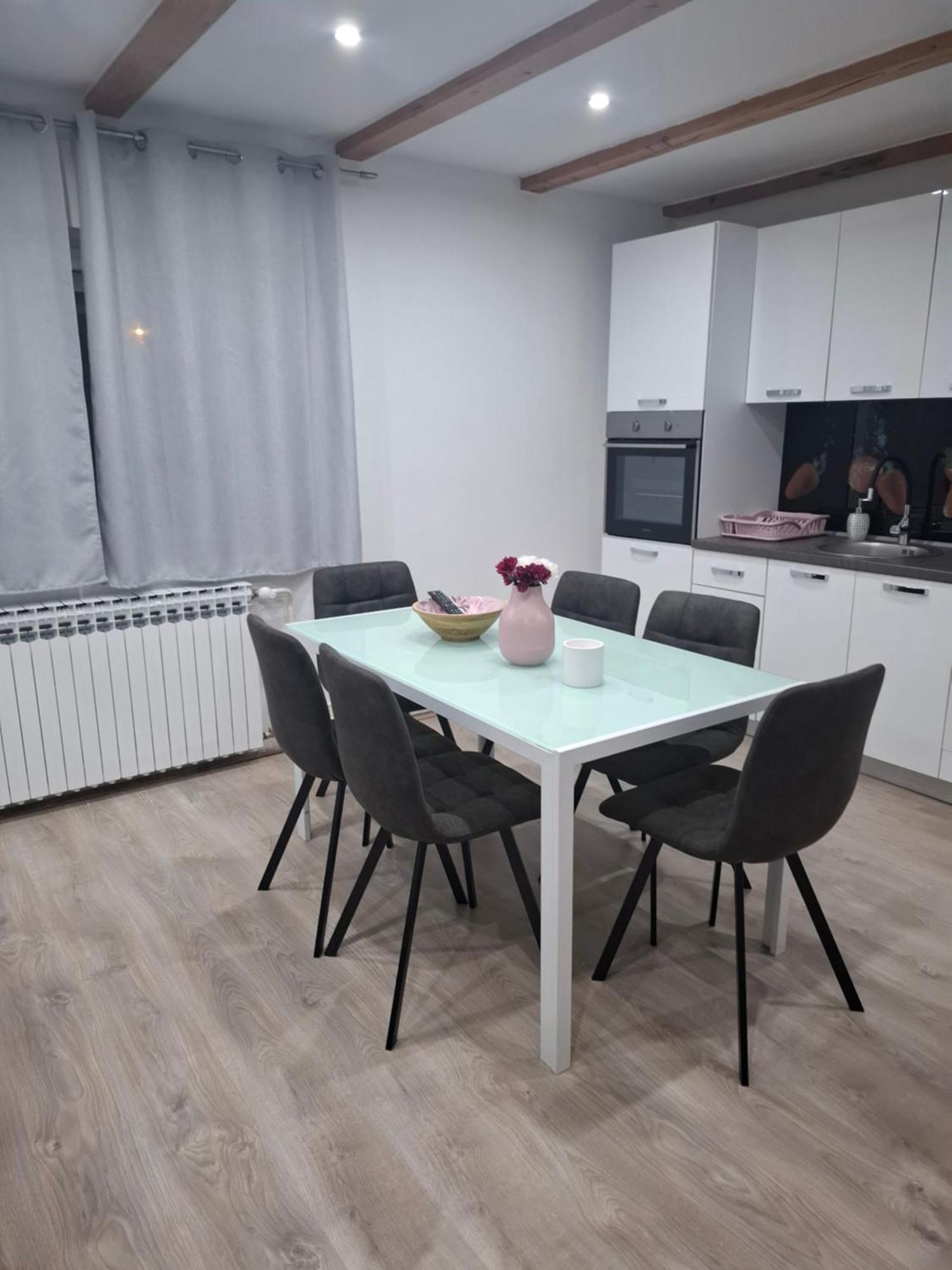 Sweet Dreams Apartment 1 Varaždin エクステリア 写真